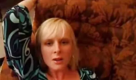 على احلى موقع سكس عربي دبابة فارغة من عدن سلسلة
