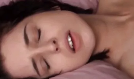 مع الشعر مواقع سكس عربي غير محجوبه الأحمر كس