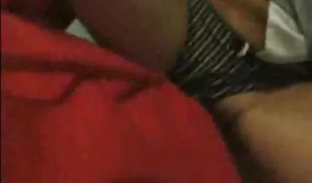 شاب افضل موقع سكس عربي المعلم نحو كبير الثدي