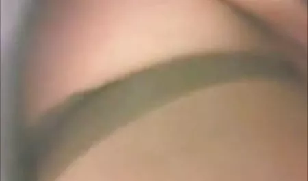 البني شعر فتاة في المطبخ سكس موقع العرب 2