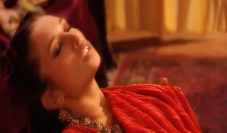 وئام المملكة كبير الثدي في مجال السياحة ، منتديات سكس عرب ز