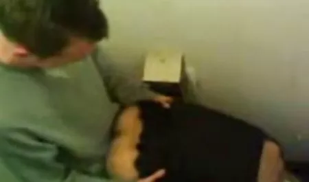 مهبل أمي. مع موقع أفلام سكس عربى